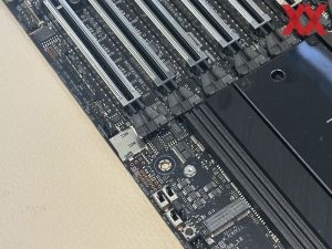 ASUS Pro WS WRX90E-Sage SE