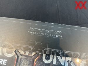 Sapphire Pure AMD Radeon RX 7700 XT Frostpunk 2 Edition