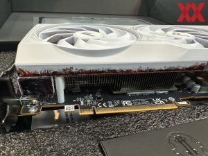 Sapphire Pure AMD Radeon RX 7700 XT Frostpunk 2 Edition