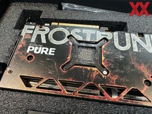 Sapphire Pure AMD Radeon RX 7700 XT Frostpunk 2 Edition