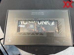 Sapphire Pure AMD Radeon RX 7700 XT Frostpunk 2 Edition