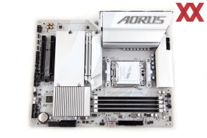 Gigabyte B650E AORUS Elite X AX Ice