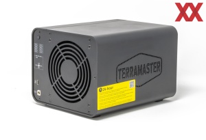 TerraMaster D8 Hybrid