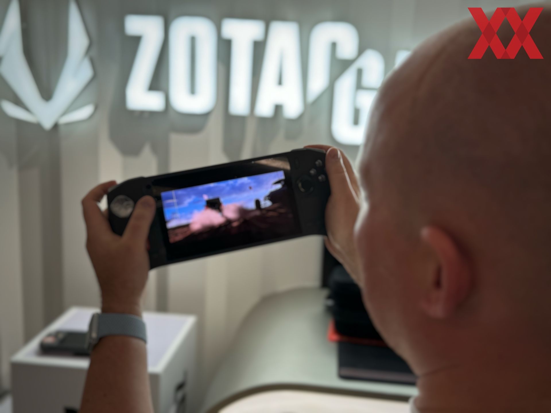 Первый взгляд на ZOTAC Zone: портативная игровая консоль с дисплеем AMOLED  1080p (обновление 3) - Hardwareluxx Russia