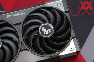 ASUS TUF Radeon RX 9070 OC