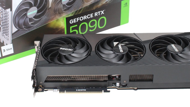 INNO3D GeForce RTX 5090 X3