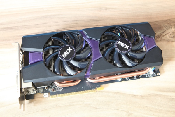 Sapphire Radeon R9 285 Dual-X OC