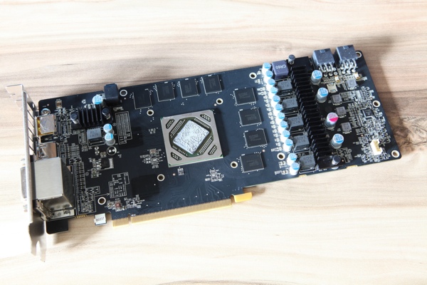 Sapphire Radeon R9 285 Dual-X OC