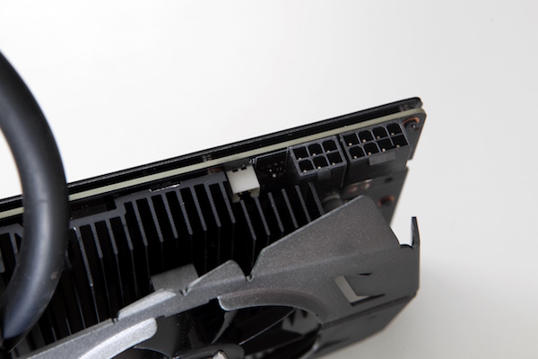 Inno3D iChill GeForce GTX 980 Ti Black Accelero Hybrid S