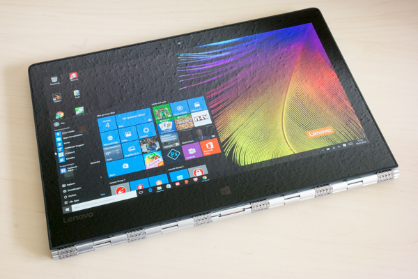 Auch im Tablet-Modus bietet das Yoga 900S genügend Leistung für Office und Co.