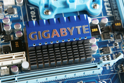 Gigabyte_785G_7_rs