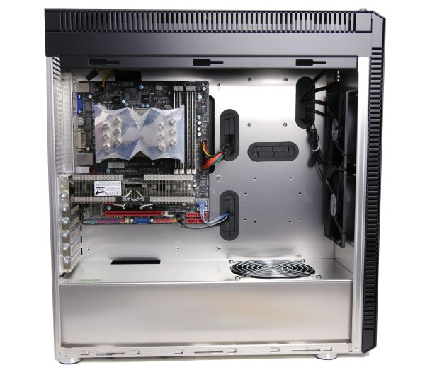 Lian Li PC-J60