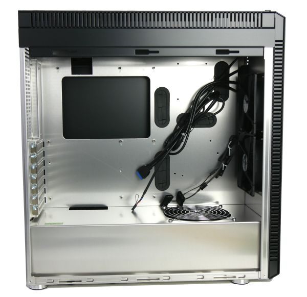 Lian Li PC-J60