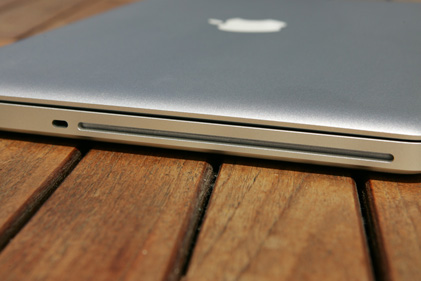 MacBookPro13_03_rs