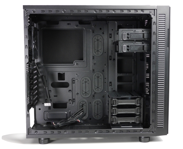 Thermaltake Suppressor F31