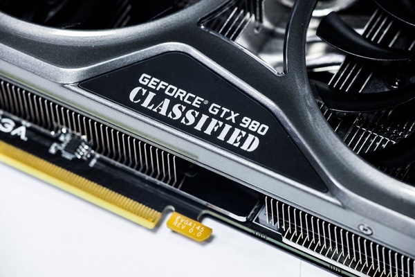 Bild einer kommenden EVGA GeForce GTX 980 Classified K|NGP|N Edition