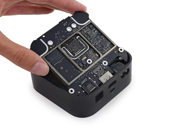 iFixit zerlegt den neuen Apple TV