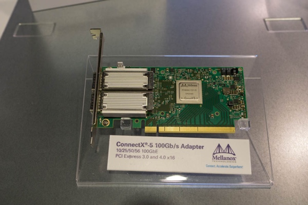 Testsystem zu PCI-Express 4.0 mit erster Netzwerkkarte von Mellanox