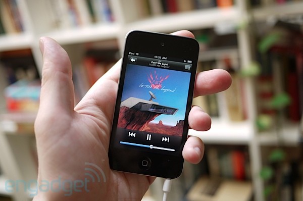 engadget_iPod_touch_2010