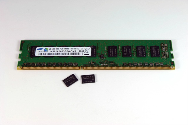 Samsung_DDR4_8367