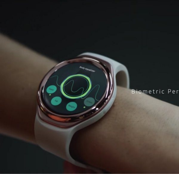 Optisch ähnelt die SM-R150 der Gear S2, technisch dürfte es ebenfalls einige Parallelen geben